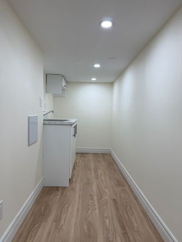 For Lease - 1 Burnsborough Street, Ajax, Ontario - Photo 3