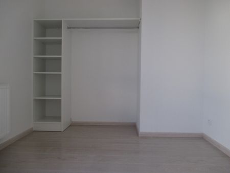 Location Maison 3 Pièces 63 m² - Photo 3