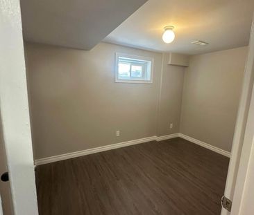 For Lease - 199 Avondale Boulevard Unit# Unit 2, Brampton, Ontario - Photo 6