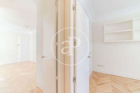 4 bedroom luxury Apartment for rent in Madrid, Spain - Photo 5