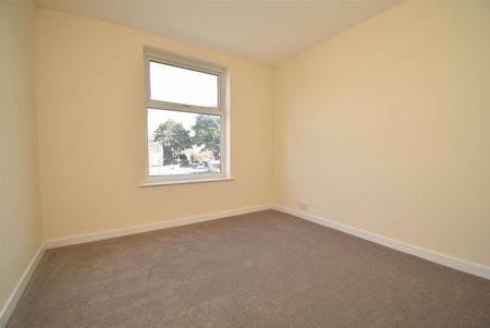 Wakefield Road, Normanton - Photo 4