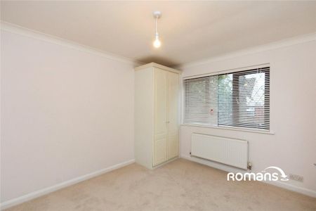 3 bedroom bungalow to rent - Photo 2