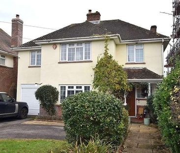 Barton Court Avenue, Barton On Sea, New Milton, Hampshire, BH25 - Photo 4