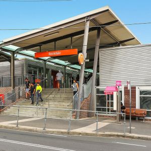 2 Bedroom Unit with LUG in a Convenient Location - Photo 3