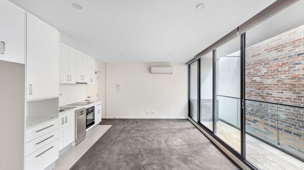 102/72-74 Regent Street, Richmond VIC 3121 - Apartment For Rent | Domain - Photo 1