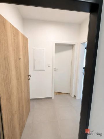 Pronájem bytu 1+kk 37 m - Photo 2