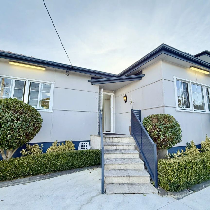 30 Henry Street, - Photo 1