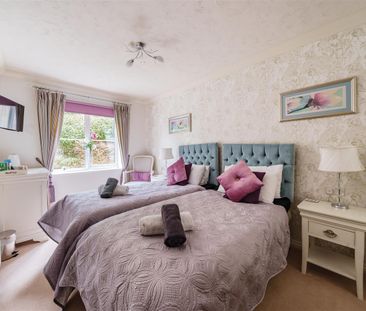 Beecham Lodge, Cirencester - Photo 6