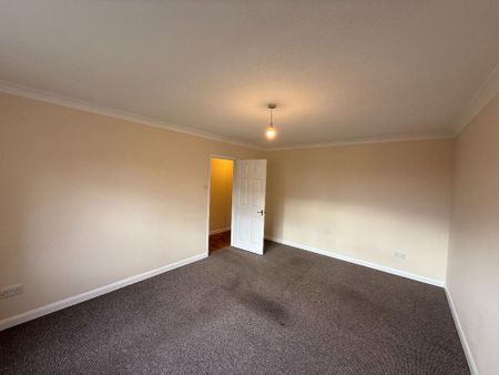 2 bedroom semi-detached house to rent - Photo 5