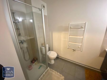 Location Appartement 2 pièces 40m² TOULON 83200 - Photo 5