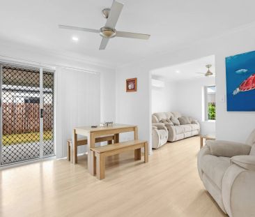 Modern Coastal Living in a Sought After Estate - Photo 2