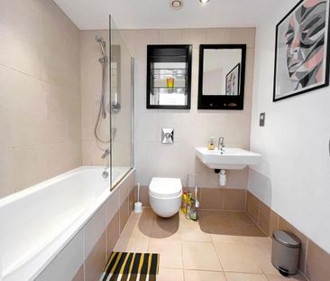 1 bedroom flat to rent - Photo 6