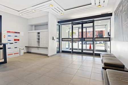 Kenson Towers, a reputable apartment building located in the central core of downtown Ottawa. - Photo 2