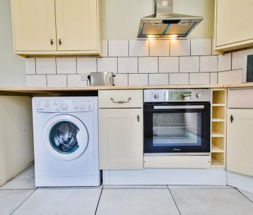 1 bedroom house of multiple occupation to rent - Photo 6