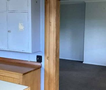 Cul-de-Sac living - Photo 4