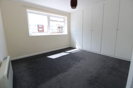 Parkgate Road, Wallington - Photo 2