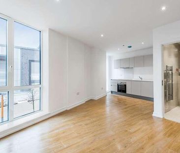 Royal Winchester House, Bracknell, RG12 - Photo 3