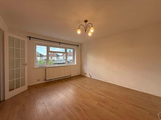 Sutton Hall Road, Hounslow, TW5 - Photo 1