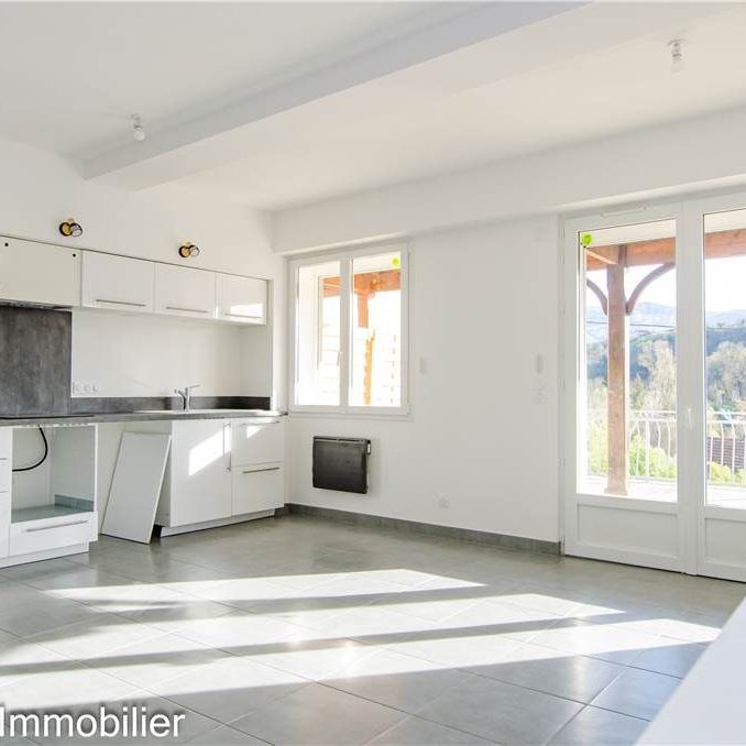 Location Appartement 3 pièces 105m² PONT EN ROYANS 38680 - Photo 1