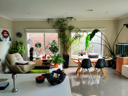 Geelong West - Photo 1