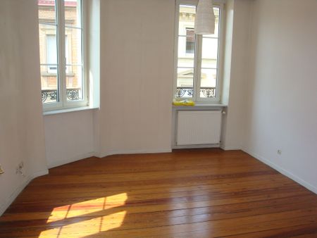 APPARTEMENT - 61 m2 - 3 pièces rue de la chapelle à SARREGUEMINES 57200 - Photo 4