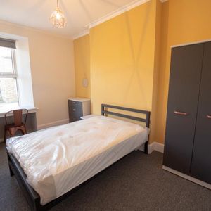 Student House 7 bedroom, Broomhill, Sheffield - Photo 2