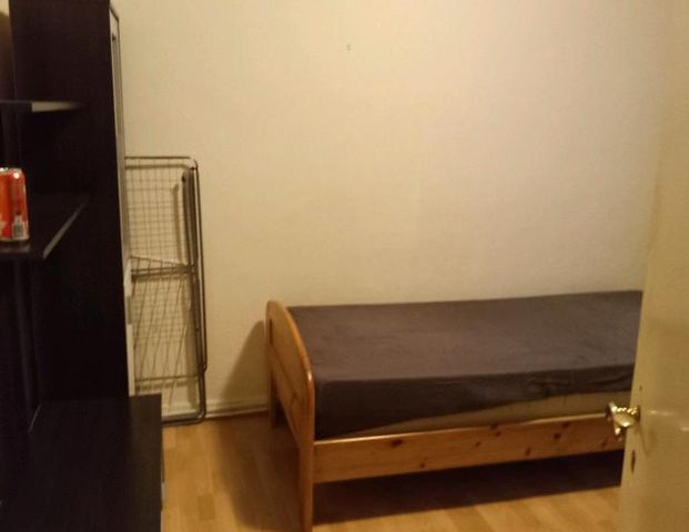 Nachmieter gesucht – WG-Zimmer ab sofort! - Foto 1