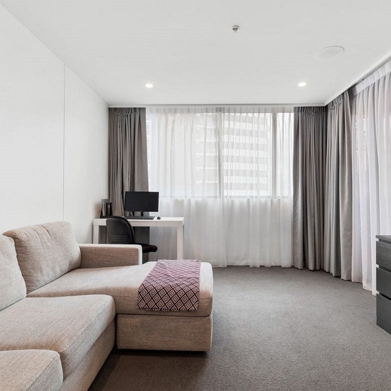 Fully Furnished Apartment In Prime Location! - Photo 1