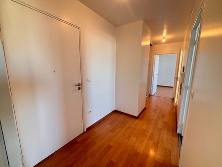 Location Appartement 3 pièces 68m² - Photo 3