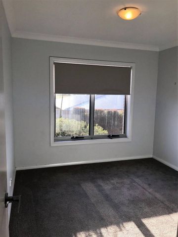 Modern Villa Available - Photo 3