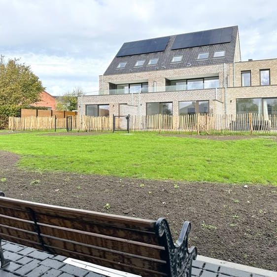 Appartement te huur - Photo 1