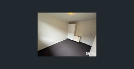 Two bedroom unit within a short walk to the beach - Photo 3