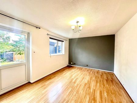 3 bedroom House To Let - Photo 2