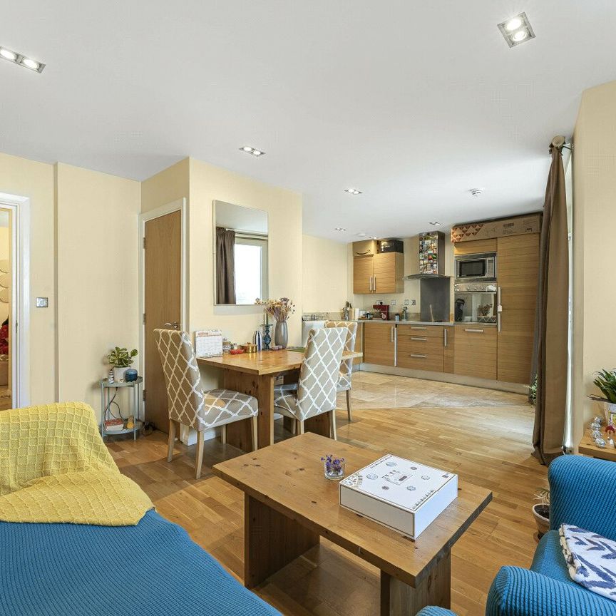 Limeharbour, London, E14 9LU - Photo 1