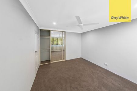 Freshly Painted Two Bedroom Apartment In Unbeatable Location Near Parramatta CBD - Photo 4