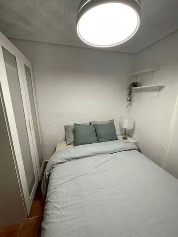 Carrer Ferrandis Luna, Manises, Valencian Community 46940 - Photo 4