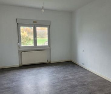 Appartement 4 pièces à Longeville-lès-Saint-Avold - Photo 2