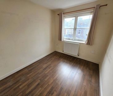 3 bedroom flat to rent - Photo 5