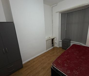 Room in a Shared House, Nelson Road, B6 - Photo 5