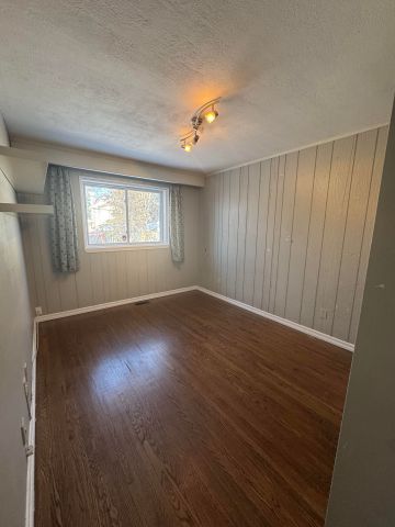 For Lease - 12 Caines Avenue Unit# Main Flr, Toronto, Ontario - Photo 4