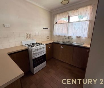 Neat, Private & Well Positioned - Photo 2