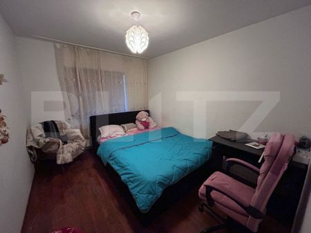 Apartament cu 3 camere, 78 mp, parter, zona 1 Mai - Photo 4
