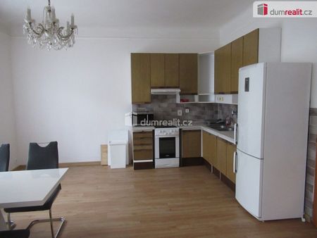Pronájem bytu 2+1 58 m² - Fotografie 3