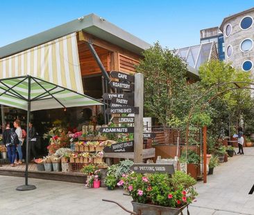 Modern Urban Retreat with Dual Balconies in the Heart of Alexandria - Photo 2