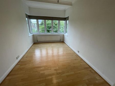 3 bedroom apartment to rent - Photo 3