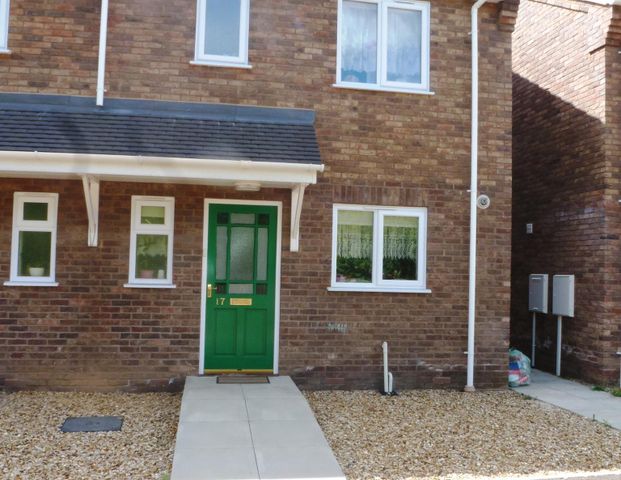 Railway Close, Spalding - Photo 1