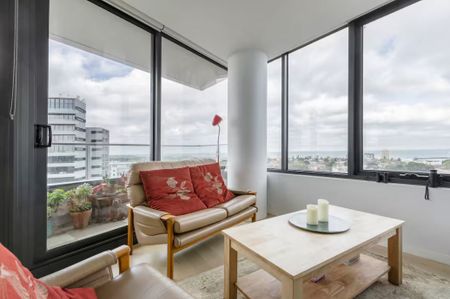 Bright and Stylish with Bay Views, Pool & Sauna/ Steam Room. - Photo 5