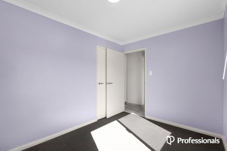 Modern 3-Bedroom Villa! - Photo 4