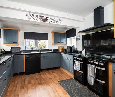 Double Room in Shared House – Whitecross Road, Hereford - Photo 3