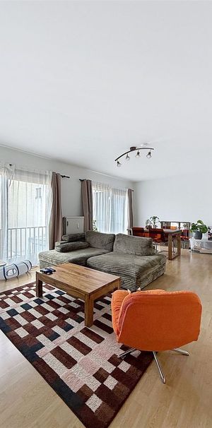 Appartement te huur in Tournai voor € 750 met 1 slaapkamer - Photo 1